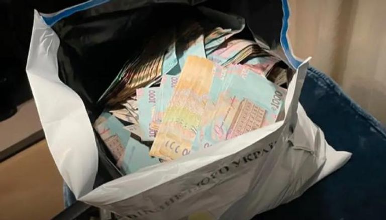 دراما الفساد الأوكراني.. صراع داخلي يوازي نيران الجبهات