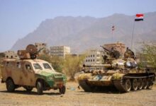 مواجهات عنيفة في تعز.. مقتل قيادي حوثي بعملية نوعية للجيش اليمني