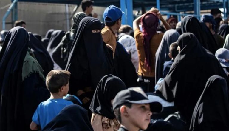 الهول تحت الاختبار: إفشال خطة هروب لعائلات داعش