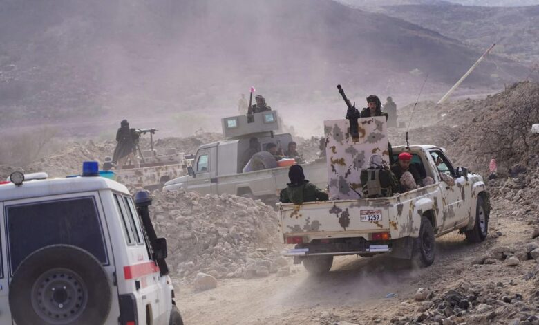 تصعيد جديد: الحوثيون يعيدون توجيه البوصلة العسكرية جنوبًا