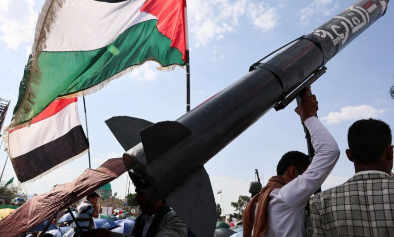 تهديد جديد.. الحوثي يحذر من أي تواجد لإسرائيل في أرض الصومال