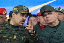 فلاديمير بادرينو.. حصن فنزويلا في مواجهة العواصم والاتهامات