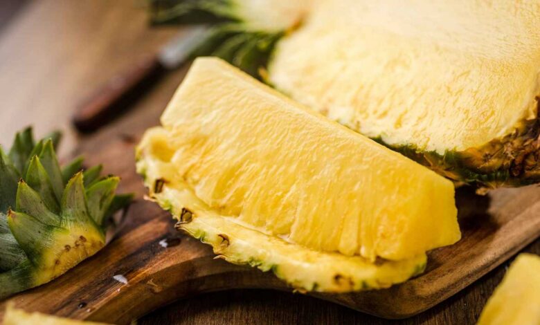 لماذا يتغير مذاق الطعام بعد تناول الأناناس؟