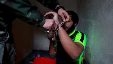 بغداد تُعرقل نقل سجناء داعش.. تباطؤ في العمليات الأمنية