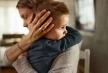 بين القناعة والتطبيق.. تحديات التربية اللطيفة لدى الآباء