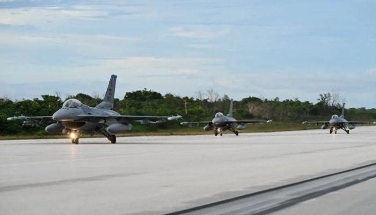 حرب محتملة في المحيط الهادئ.. استراتيجية أمريكية تقوم على الجزر والسماء