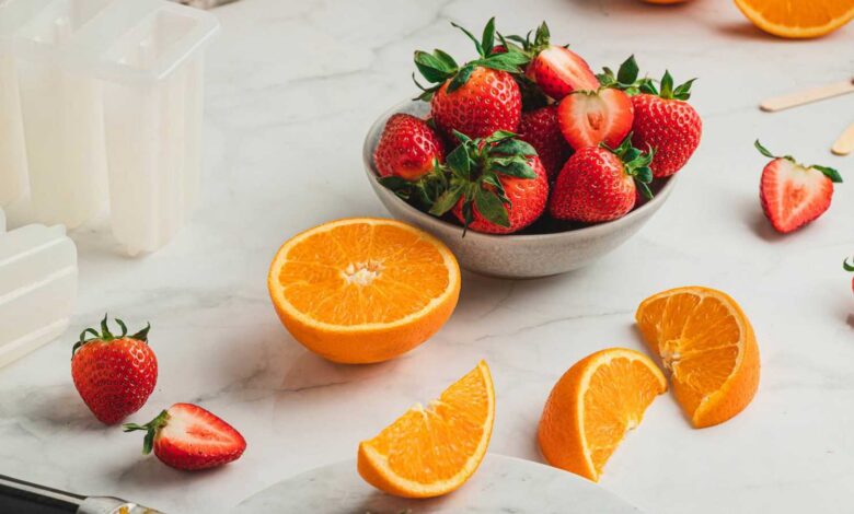 خلط الفواكه معًا قد يسبب اضطرابات هضمية: نصائح لتجنب المشكلات