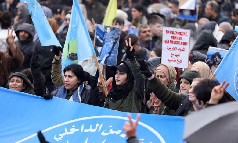 دمشق بين الترقب والغضب: الاحتجاجات الكردية تهدد الاستقرار