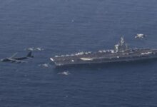 رسالة ما قبل الأسطول.. ترامب يلوّح باتفاق نووي أو ضربة قاسية لإيران