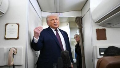 عصا الأسطول وجزرة التفاوض.. ترامب يناور بين القوة والصفقة مع إيران