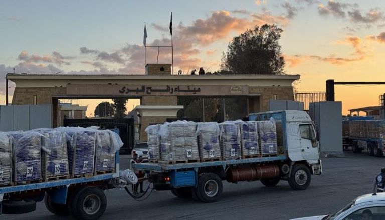 فتح جزئي لمعبر رفح الأحد.. إسرائيل تسمح بمرور الأفراد فقط