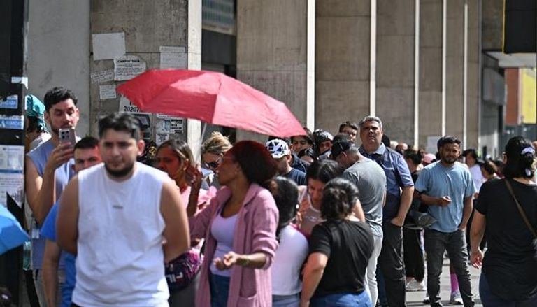 فراغ السلطة أم انتقال منظم؟.. سيناريوهات الحكم في فنزويلا