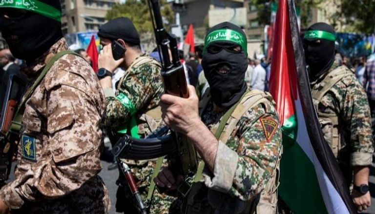 كيف تحوّل الحرس الثوري إلى مركز السلطة الفعلي في إيران؟