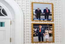 لقطة تختصر السياسة.. ترامب وبوتين في ردهة البيت الأبيض