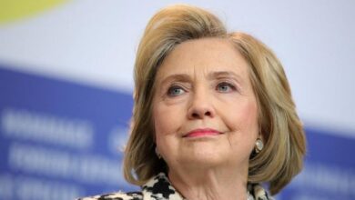 اتهامات كلينتون لترامب حول إبستين تثير الجدل الإعلامي والسياسي