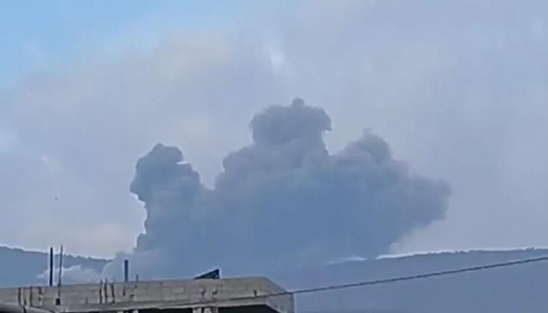 استمرار الغارات.. إسرائيل تستهدف قياديين لحزب الله في لبنان