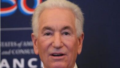 باريس «تعاقب» والد كوشنر.. كيف أثر ذلك على السفير الأمريكي؟