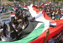 تحالفات الداخل والخارج.. كيف تعيد الحرب تشكيل معادلة السلطة في السودان؟