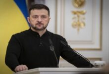 جولة جديدة.. زيلينسكي يعلن عن محادثات ثلاثية