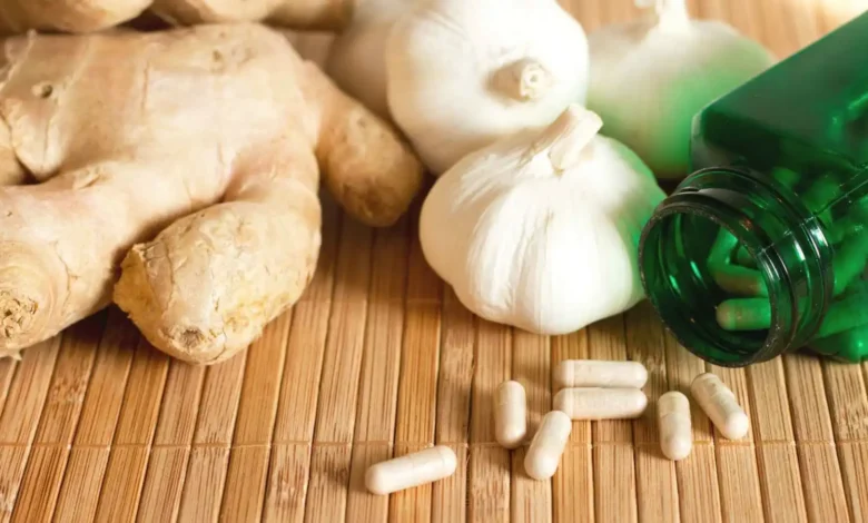 دراسة تكشف دور الثوم في خفض ضغط الدم والكوليسترول