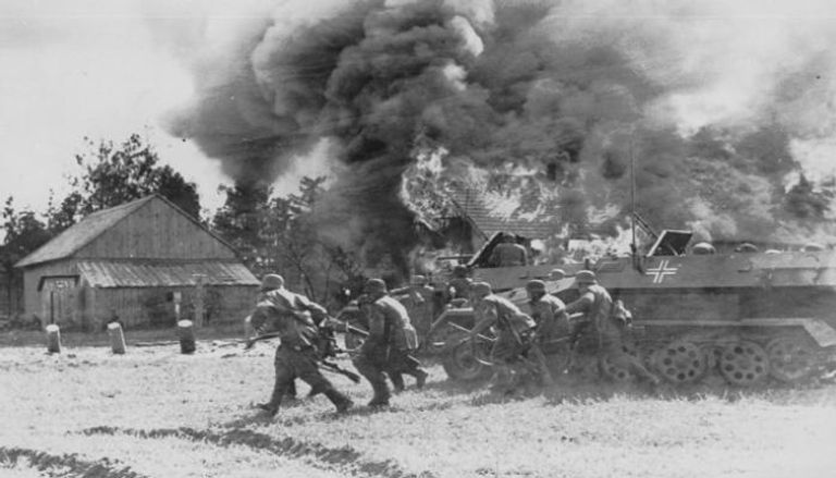 عملية بارباروسا.. مقامرة نازية قلبت موازين الحرب العالمية الثانية