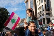 لماذا تتسع الفجوة بين الشارع اللبناني والسلطة؟