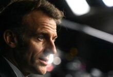 ماكرون يبدأ التحركات المبكرة لمواجهة احتمالات صعود أقصى اليمين في 2027