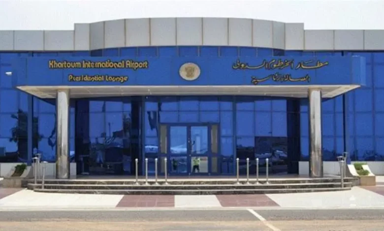 مطار الخرطوم خارج الخدمة المدنية رغم الدعاية الإعلامية