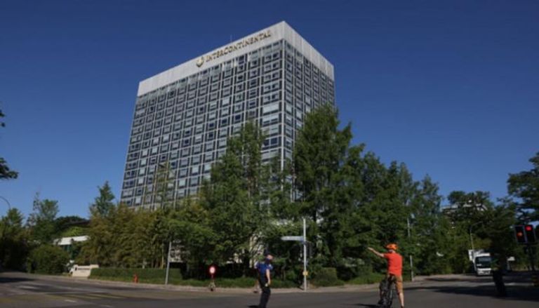 من روسيا وأوكرانيا إلى ريغان وغورباتشوف.. فندق تاريخي يجمع الخصوم على طاولة واحدة