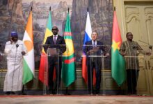 موسكو تتهم باريس بالتدخل في شؤون دول الساحل