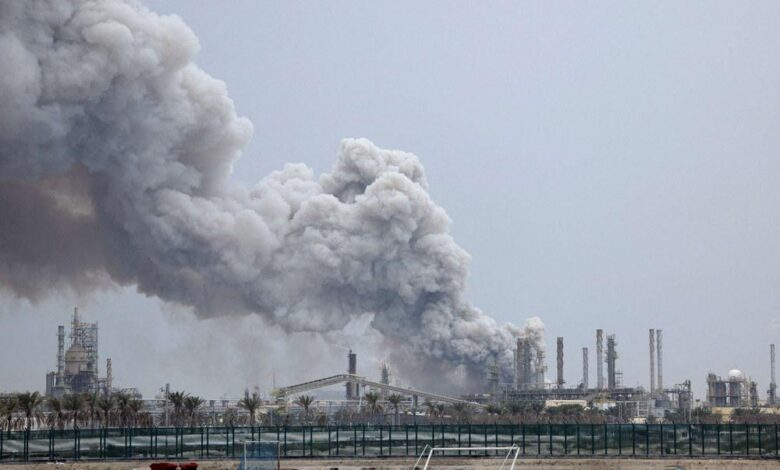 أزمة الإمدادات تعطل التصعيد.. تأجيل ضرب محطات الطاقة الإيرانية