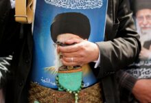 أزمة قاعدة الدعم تهدد تماسك النظام الإيراني