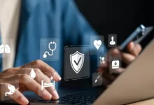 أعراض بسيطة ومخاوف كبيرة.. كيف يضللك التشخيص عبر الإنترنت؟