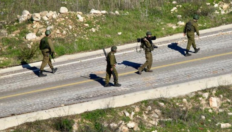 إسرائيل تدفع بـ4 فرق عسكرية في لبنان وتوسع سيطرتها إلى 18 موقعاً