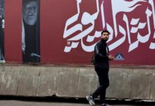 استهداف القيادات مقابل الاحتياط السياسي.. اختبار صعب للنظام الإيراني