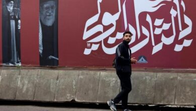 استهداف القيادات مقابل الاحتياط السياسي.. اختبار صعب للنظام الإيراني