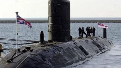 التوتر في بحر العرب.. غواصة نووية بريطانية تحت إشراف ستارمر