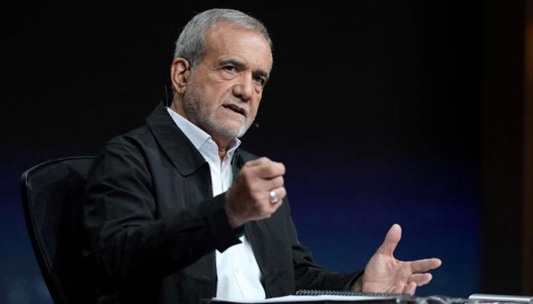 الرئيس الإيراني يرد لأول مرة على استهدافه في الهجوم الأخير