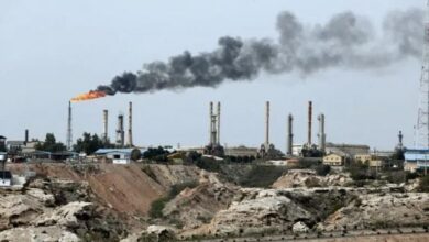 انقطاع الاتصالات يعزل الإيرانيين عن تحذيرات الإخلاء