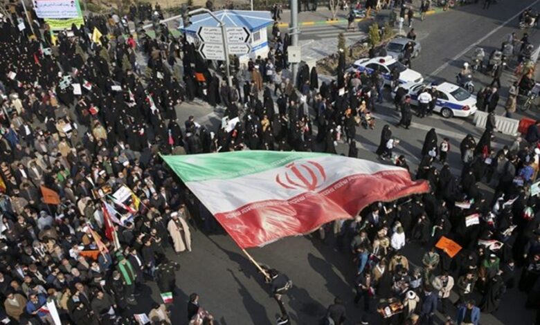 تحذيرات من تصاعد التوتر.. إيران في قلب المشهد الإقليمي