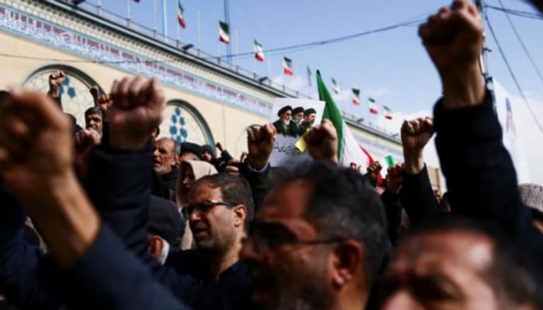 تقرير لـ فورين أفيرز: تصاعد اندفاع النظام الإيراني نحو الإرهاب