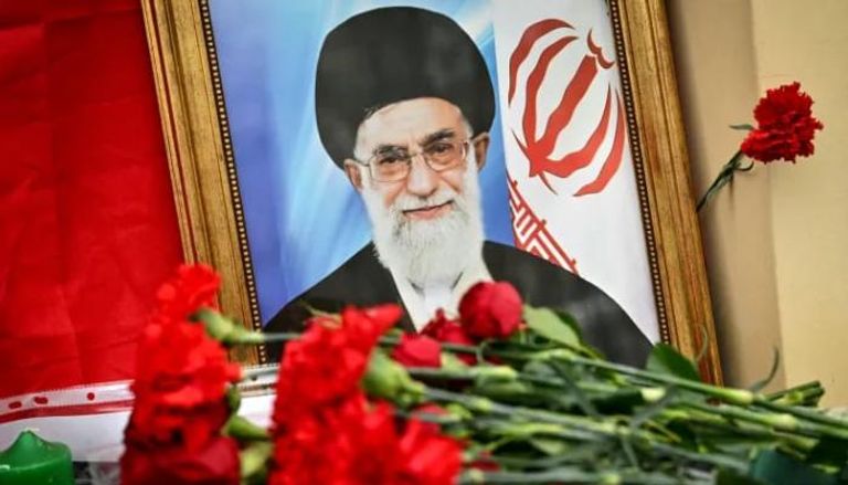 خامنئي واستراتيجية البقاء.. خمس ركائز للحفاظ على السلطة والإرث