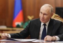 روسيا تدخل على خط الأزمة.. عرض لاستخدام النفوذ السياسي لإنهاء القتال في إيران