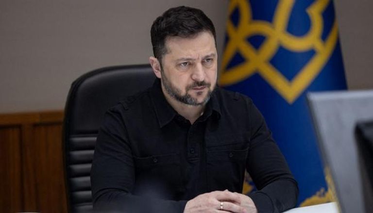 زيلينسكي يتهم روسيا بتقديم دعم استخباراتي لإيران