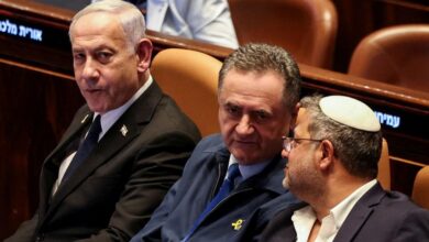 ضوء أخضر من نتنياهو.. الموساد والجيش يستهدفان قادة إيران وحزب الله