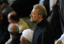 مقاربة جديدة في طهران.. لاريجاني يوازن بين الضغط والتفاوض