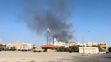 هجمات متزامنة.. إيران تستهدف ثلاث دول خليجية