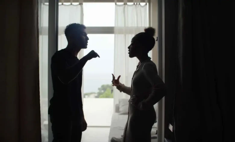 هل يسرقك الآخرون من عمرك؟ دراسة تربط الإزعاج بالشيخوخة