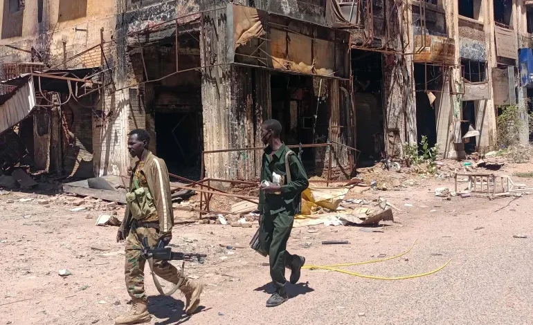 الجيش السوداني وقصف كتم يعيدان ملف حماية المدنيين إلى الواجهة في الحرب