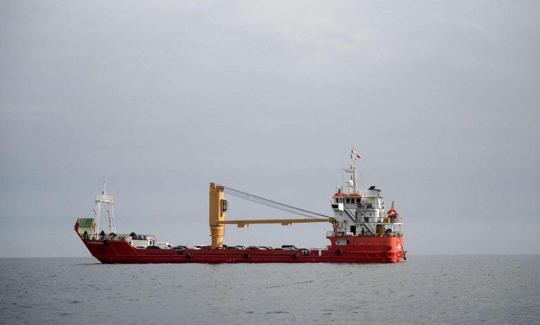 الولايات المتحدة تكثف الضغوط البحرية على إيران